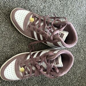 New shoes never worn